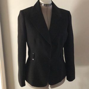 Black Tahari blazer